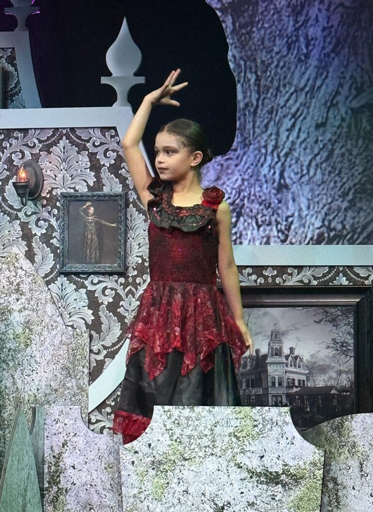 Yanushka Lucía Antil | Multilingual Child Actor in Miami - YANUSHKA - YANUSHKA