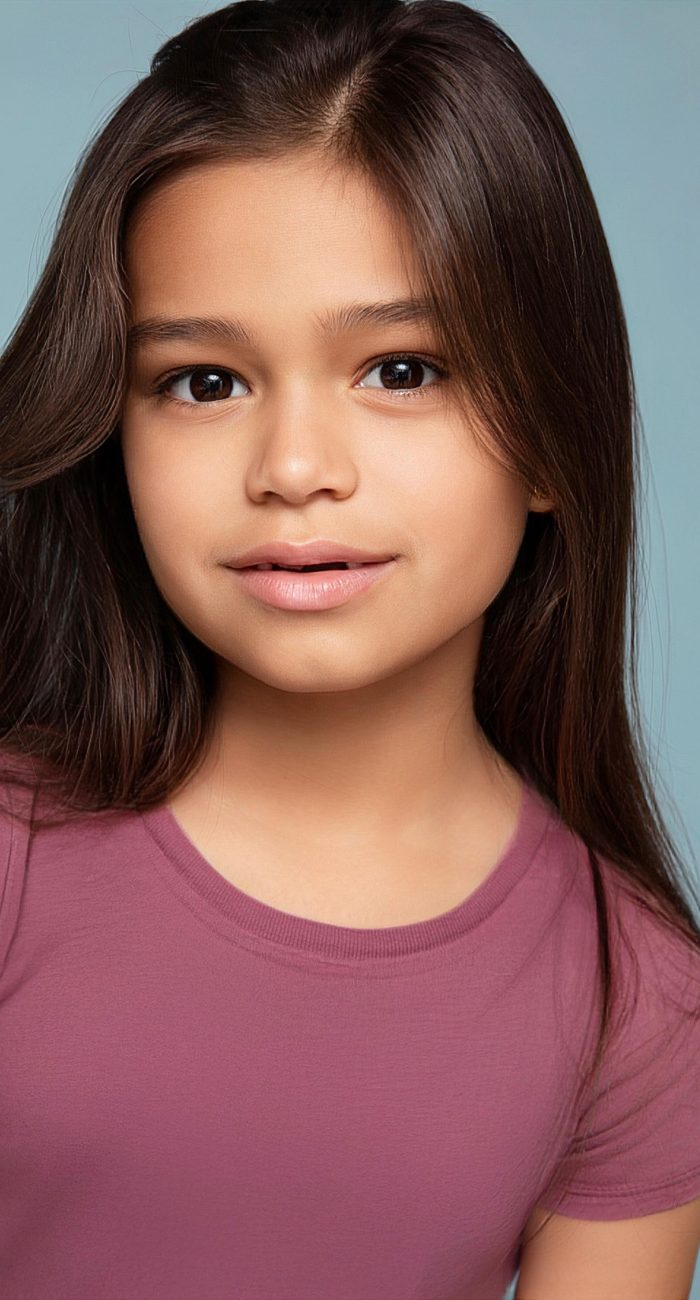 Yanushka Lucía Antil | Multilingual Child Actor in Miami